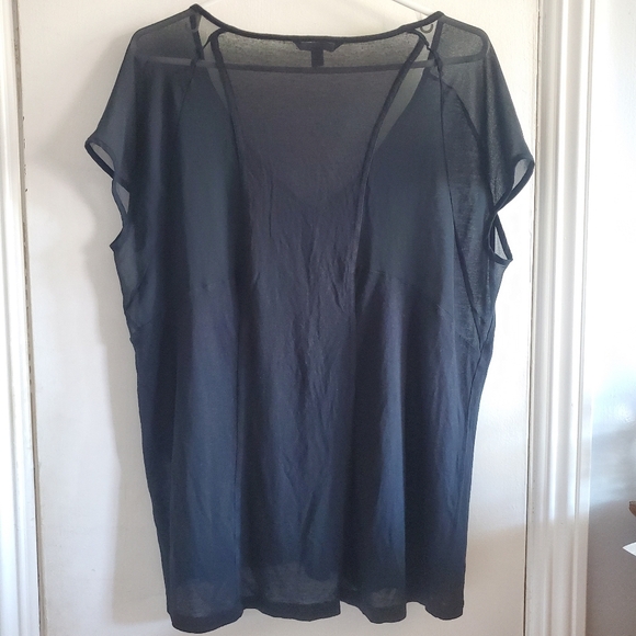 Banana Republic Black V Neck Oversized shirt W/ Sheer Short Sleeves Size S Basic - Picture 3 of 10